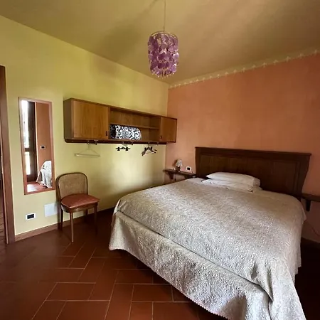 郎格罗住宿加早餐旅馆 * Cazzago San Martino